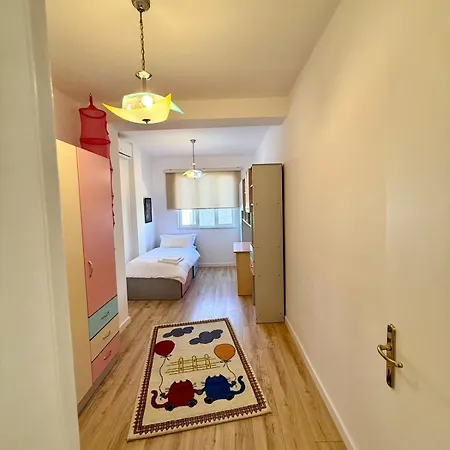 S & J Central Apartment
