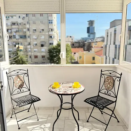 S & J Central Apartment Tirana